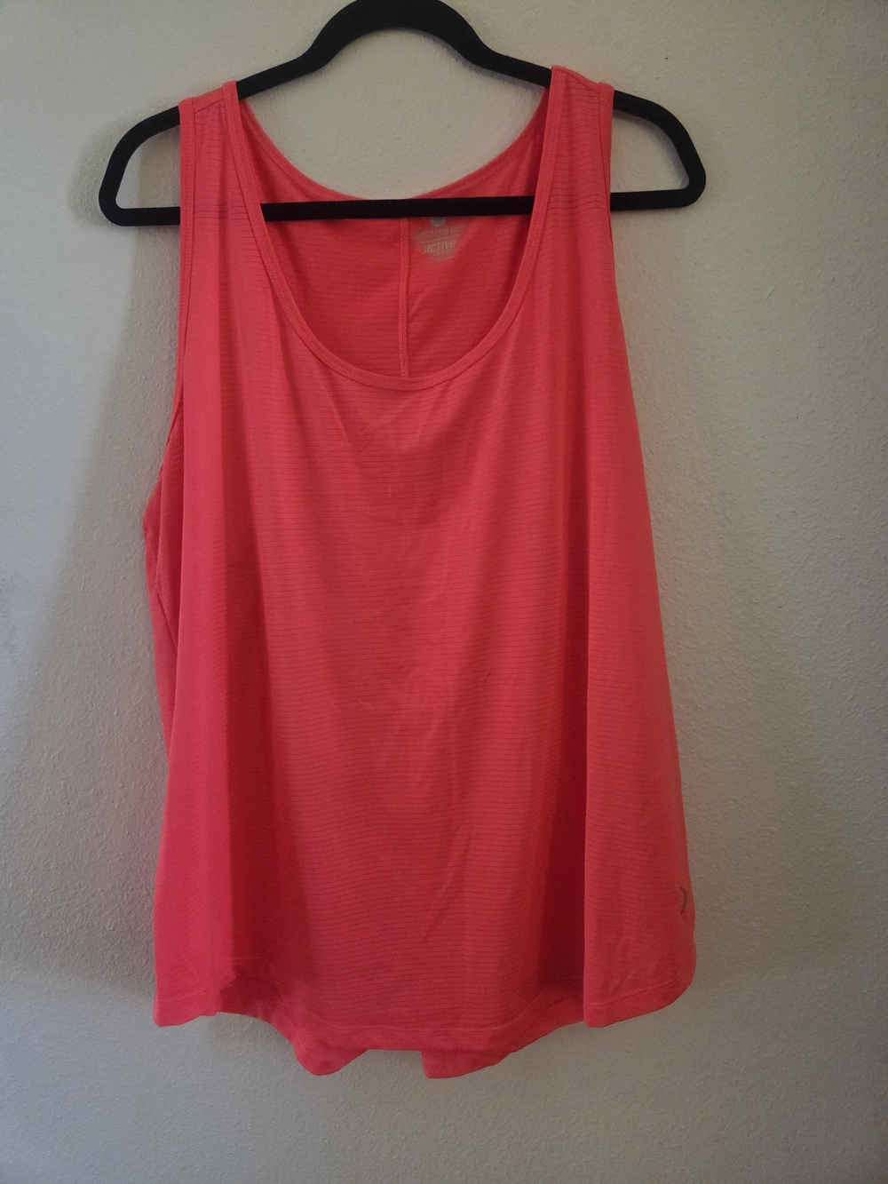 Old Navy Women’s Scoop Neck Tank Top - Coral